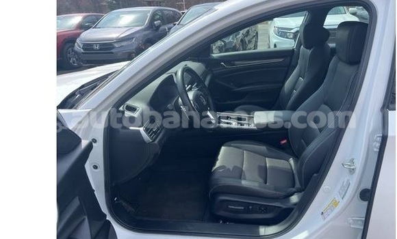 Buy Used Honda Accord White Car in Marsh Harbour in Abaco Buy Used Honda Accord White Car in Marsh Harbour in Abaco