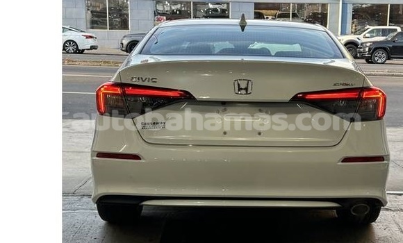 Buy Used Honda Civic White Car in Marsh Harbour in Abaco Buy Used Honda Civic White Car in Marsh Harbour in Abaco
