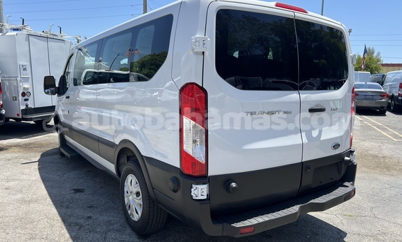 Buy Used FORD MUSTANG White Car in Import - Dubai in Abaco Buy Used FORD MUSTANG White Car in Import - Dubai in Abaco