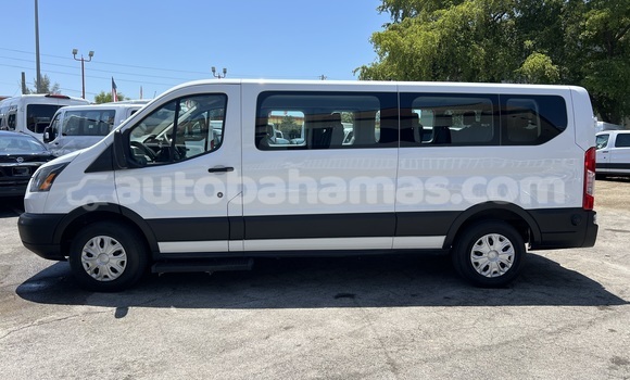 Buy Used FORD MUSTANG White Car in Import - Dubai in Abaco Buy Used FORD MUSTANG White Car in Import - Dubai in Abaco