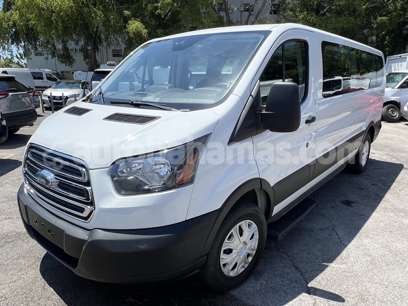 Big with watermark ford mustang abaco import dubai 2154