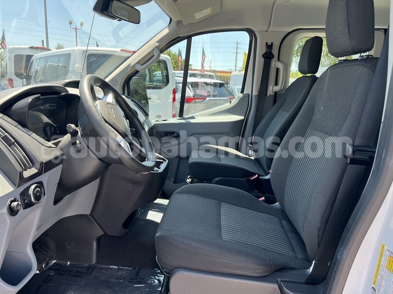 Big with watermark ford mustang abaco import dubai 2154