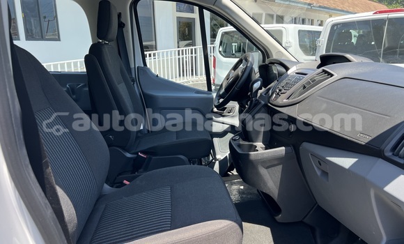 Buy Used FORD MUSTANG White Car in Import - Dubai in Abaco Buy Used FORD MUSTANG White Car in Import - Dubai in Abaco