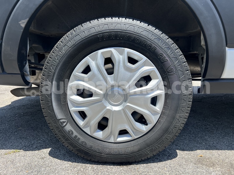 Big with watermark ford mustang abaco import dubai 2154