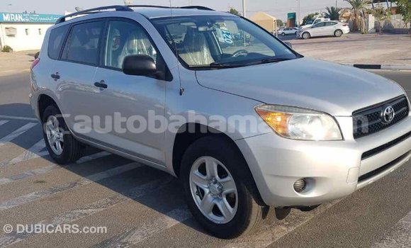 Buy Import Toyota HiAce Other Truck in Import - Dubai in Abaco Buy Import Toyota HiAce Other Truck in Import - Dubai in Abaco