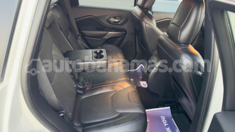 Big with watermark jeep cherokee abaco import dubai 2163