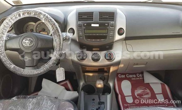 Buy Import Toyota HiAce Other Truck in Import - Dubai in Abaco Buy Import Toyota HiAce Other Truck in Import - Dubai in Abaco