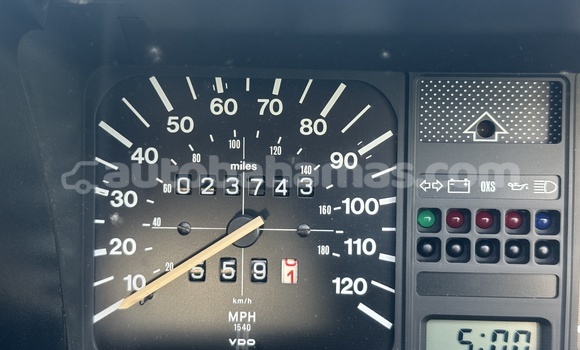 Buy Used Volkswagen Golf White Car in Marsh Harbour in Abaco Buy Used Volkswagen Golf White Car in Marsh Harbour in Abaco