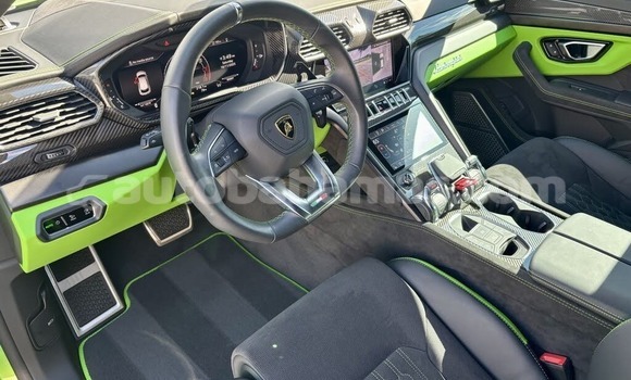 Buy Used Lamborghini Urus Green Car in Alice Town in Biminis Buy Used Lamborghini Urus Green Car in Alice Town in Biminis