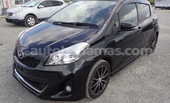 Buy Used Toyota Vitz White Car in Marsh Harbour in Abaco Buy Used Toyota Vitz White Car in Marsh Harbour in Abaco