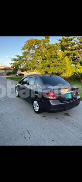 Big with watermark nissan tiida eleuthera freetown 2192