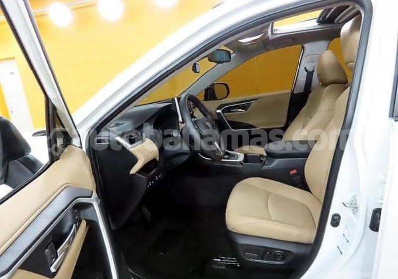 Big with watermark toyota rav4 abaco marsh harbour 2198