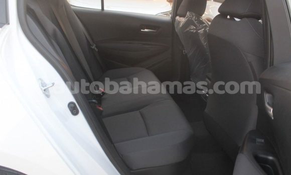 Buy Used Toyota Corolla White Car in Marsh Harbour in Abaco Buy Used Toyota Corolla White Car in Marsh Harbour in Abaco