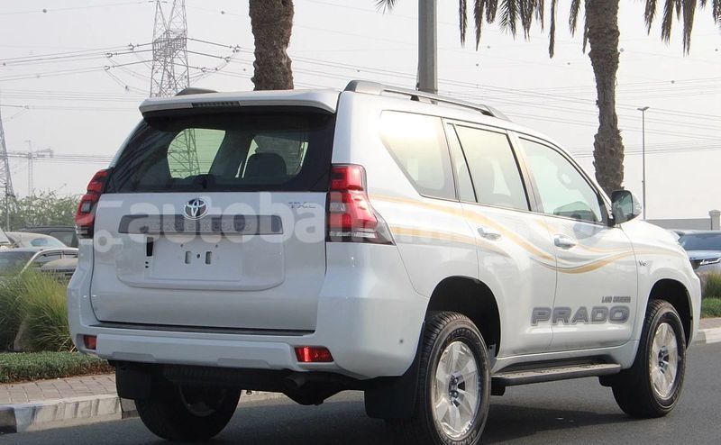 Big with watermark toyota land cruiser prado abaco marsh harbour 2203