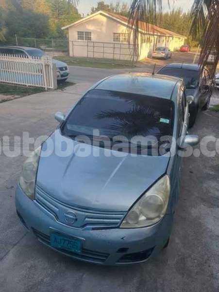 Big with watermark nissan versa eleuthera freetown 2206