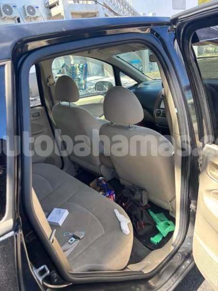 Big with watermark toyota alphard eleuthera freetown 2211