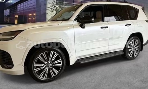 Buy Used Lexus LX White Car in Marsh Harbour in Abaco Buy Used Lexus LX White Car in Marsh Harbour in Abaco