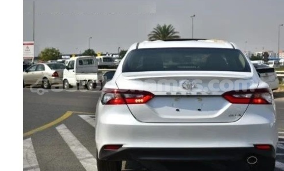 Buy Used Toyota Camry White Car in Marsh Harbour in Abaco Buy Used Toyota Camry White Car in Marsh Harbour in Abaco