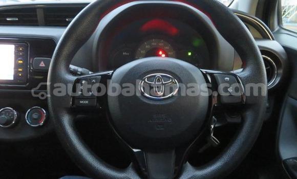 Buy Used Toyota Vitz Black Car in Alice Town in Biminis Buy Used Toyota Vitz Black Car in Alice Town in Biminis