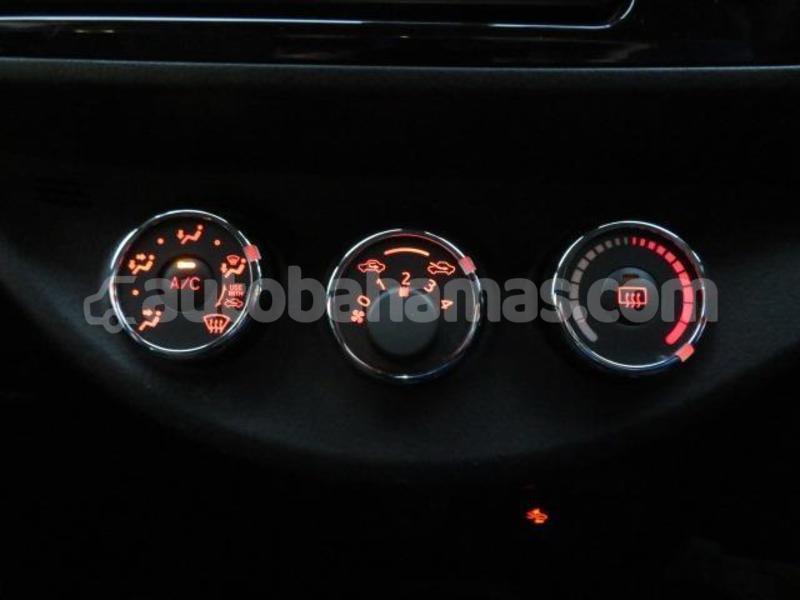 Big with watermark toyota vitz biminis alice town 2220