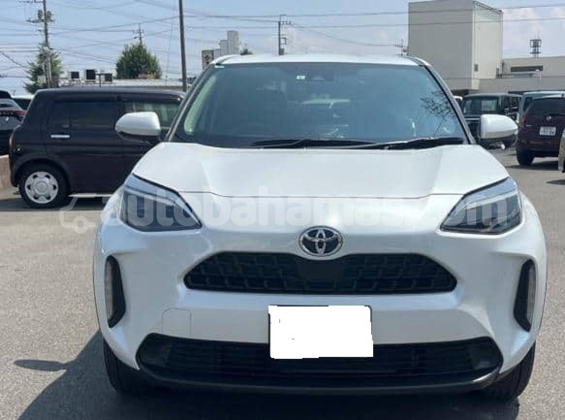 Big with watermark toyota yaris abaco marsh harbour 2221