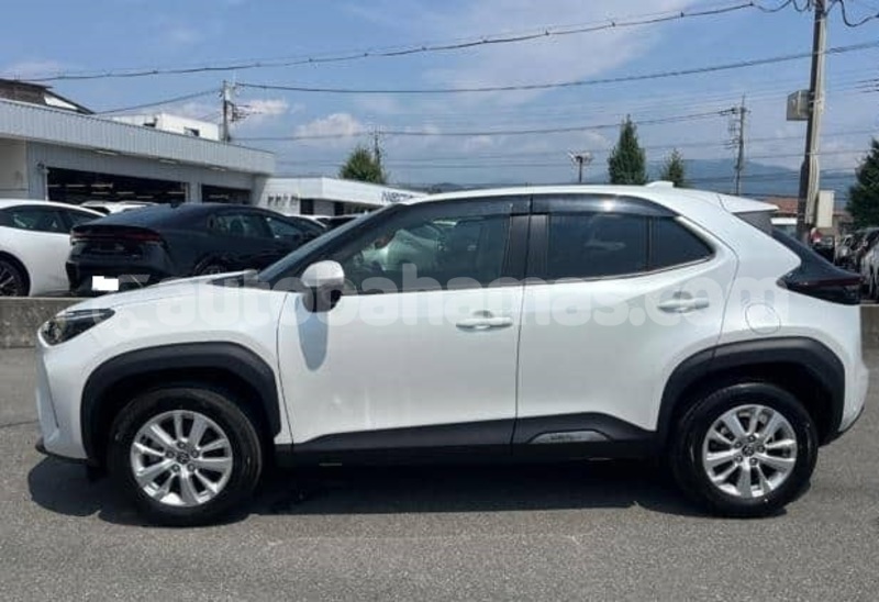 Big with watermark toyota yaris abaco marsh harbour 2221