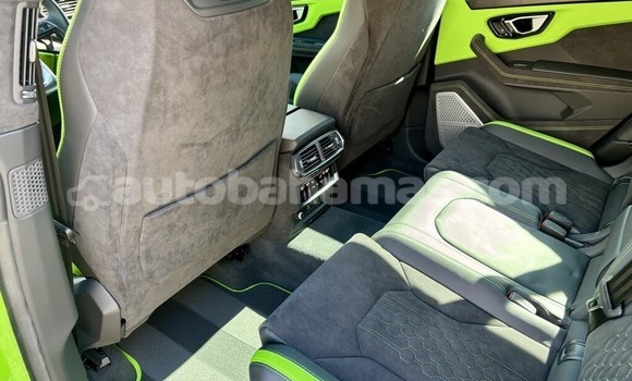 Buy Used Lamborghini Urus Green Car in Andros Town in Andros Buy Used Lamborghini Urus Green Car in Andros Town in Andros