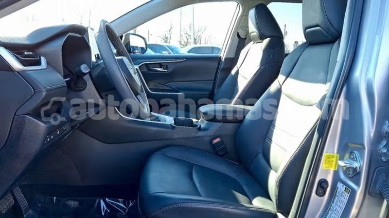 Big with watermark toyota rav4 abaco marsh harbour 2223