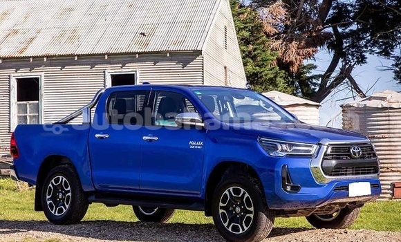 Buy Used Toyota Hilux White Car in Marsh Harbour in Abaco Buy Used Toyota Hilux White Car in Marsh Harbour in Abaco