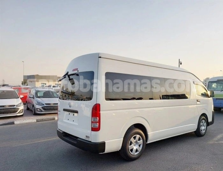 Big with watermark toyota hiace abaco marsh harbour 2231