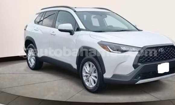 Buy Used Toyota Corolla Cross White Car in Marsh Harbour in Abaco Buy Used Toyota Corolla Cross White Car in Marsh Harbour in Abaco