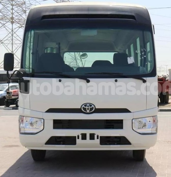 Big with watermark toyota coaster abaco marsh harbour 2307