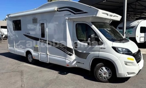 Buy Used Fiat 900T White Car in Marsh Harbour in Abaco