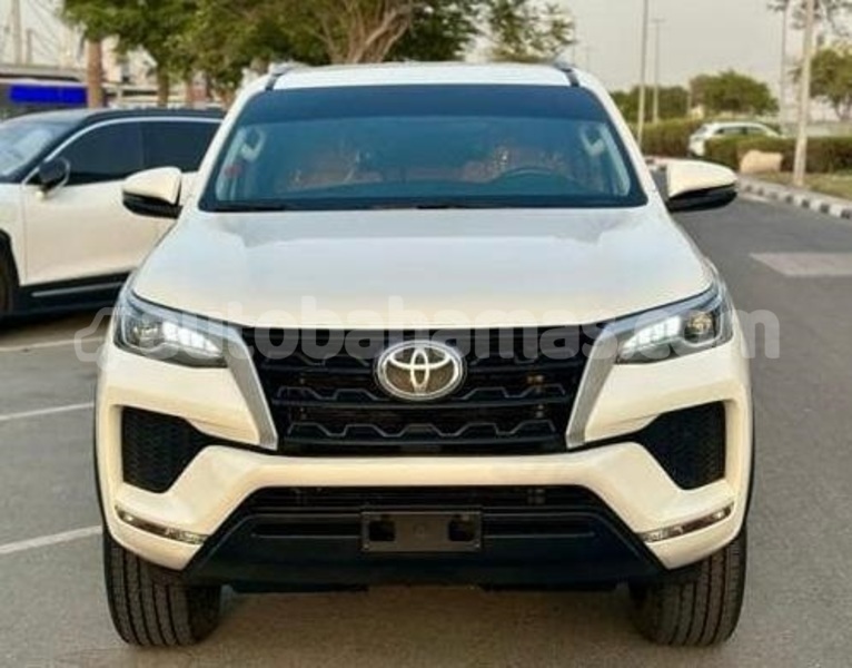 Big with watermark toyota fortuner abaco marsh harbour 2312