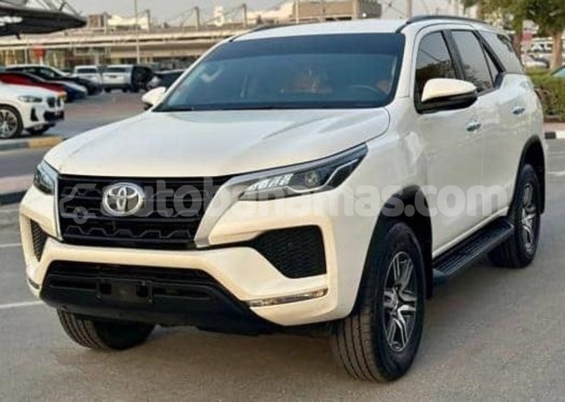 Big with watermark toyota fortuner abaco marsh harbour 2312