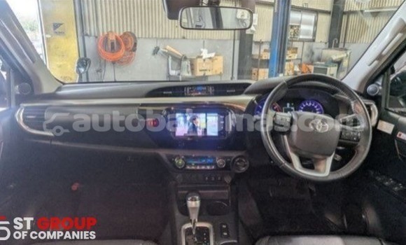 Buy Used Toyota Hilux Black Car in Freetown in Eleuthera Buy Used Toyota Hilux Black Car in Freetown in Eleuthera