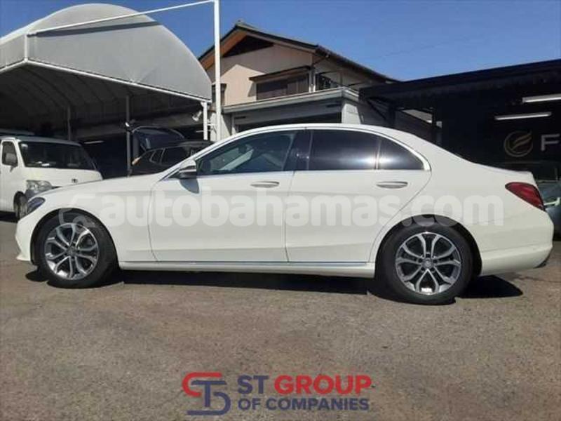 Big with watermark mercedes benz 1120 eleuthera freetown 2330