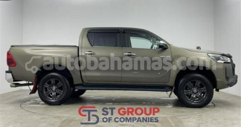 Big with watermark toyota hilux eleuthera freetown 2331
