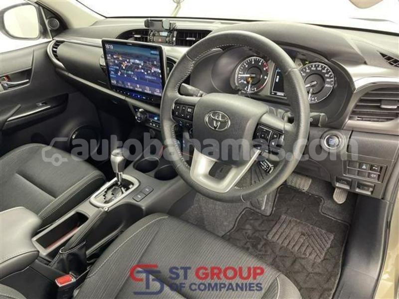 Big with watermark toyota hilux eleuthera freetown 2331
