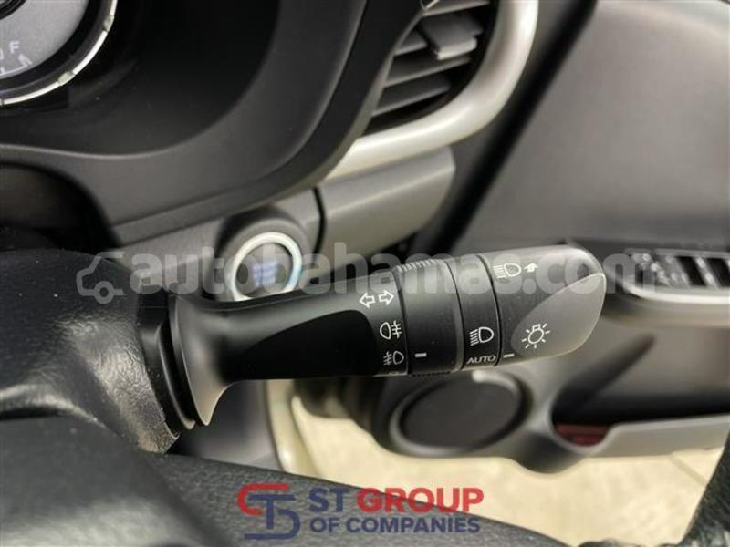 Big with watermark toyota hilux eleuthera freetown 2331
