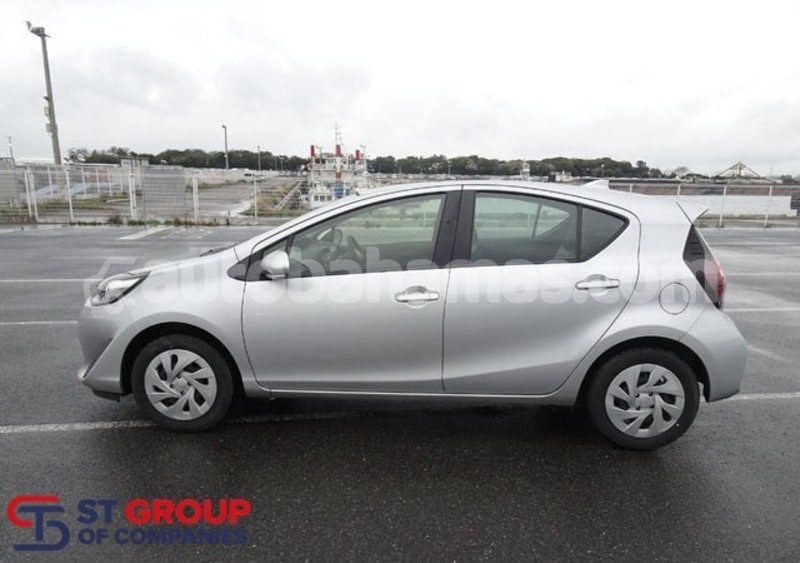 Big with watermark toyota aqua eleuthera freetown 2333