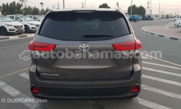 Buy Import Toyota Highlander Other Car in Import - Dubai in Abaco Buy Import Toyota Highlander Other Car in Import - Dubai in Abaco