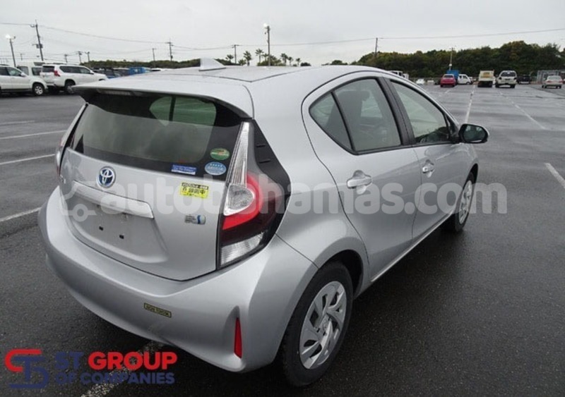 Big with watermark toyota aqua eleuthera freetown 2333