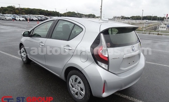 Buy Used Toyota Aqua Silver Car in Freetown in Eleuthera Buy Used Toyota Aqua Silver Car in Freetown in Eleuthera