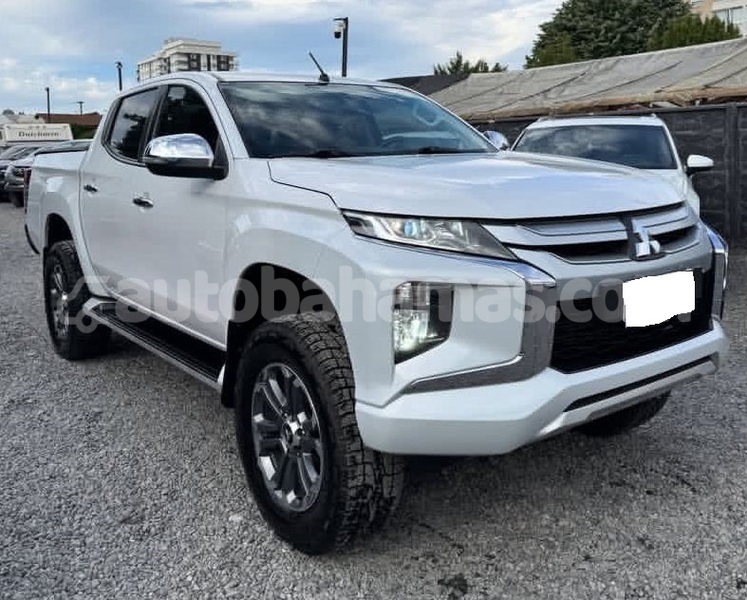 Big with watermark mitsubishi l200 abaco marsh harbour 2334