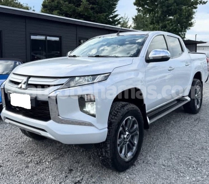Big with watermark mitsubishi l200 abaco marsh harbour 2334