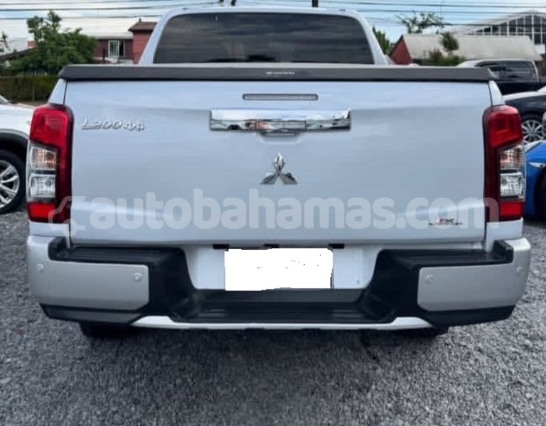 Big with watermark mitsubishi l200 abaco marsh harbour 2334