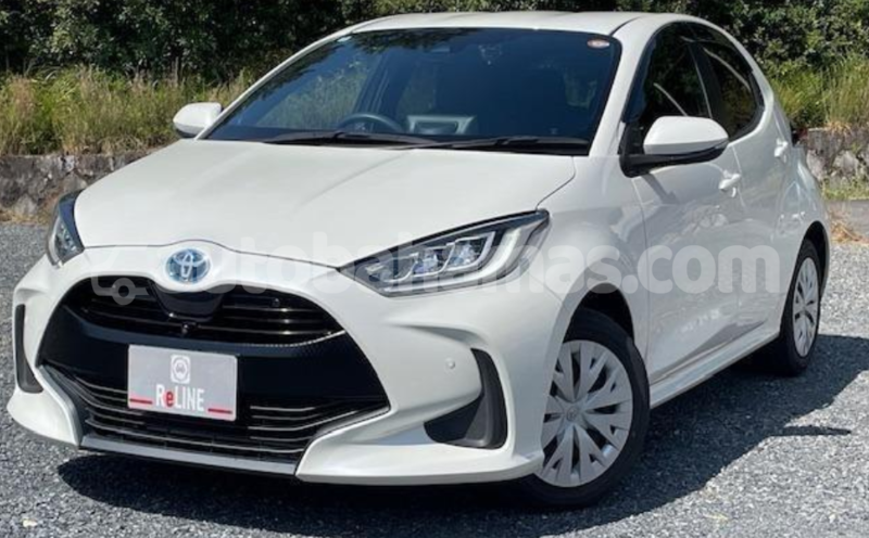 Big with watermark toyota yaris eleuthera freetown 2340