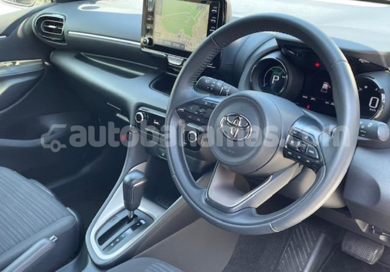 Big with watermark toyota yaris eleuthera freetown 2340