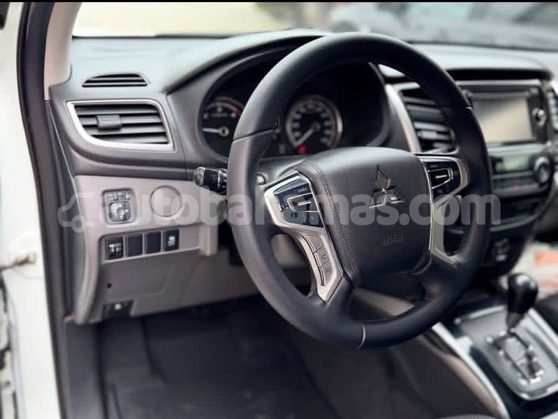 Big with watermark mitsubishi l200 abaco marsh harbour 2348